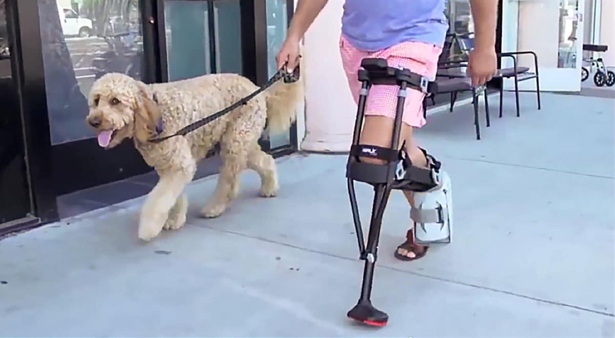 How To Use Crutches Walking with Crutches